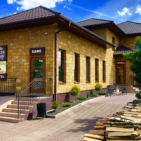 NESS готельно-ресторанний комплекс Krupa Экстерьер фото