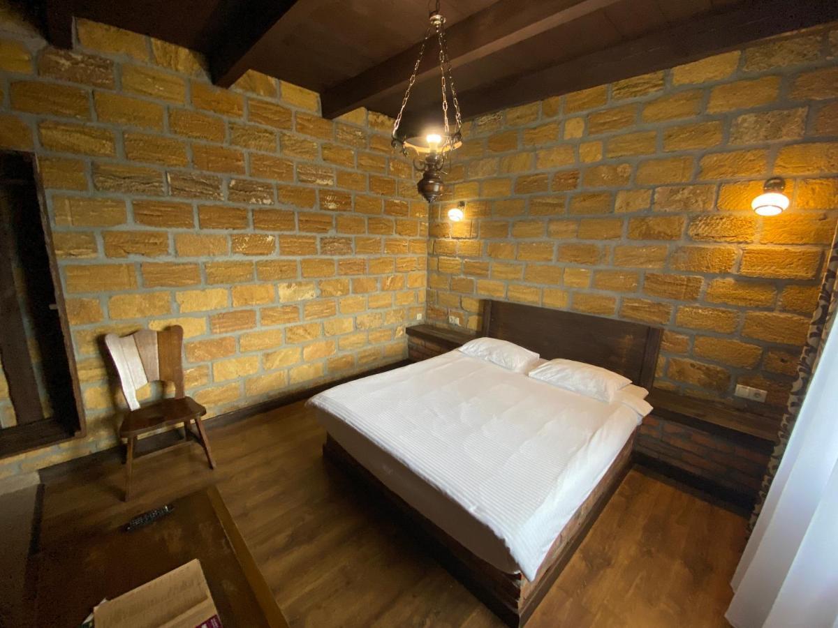 NESS готельно-ресторанний комплекс Krupa Экстерьер фото