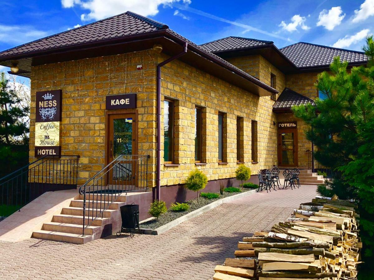 NESS готельно-ресторанний комплекс Krupa Экстерьер фото